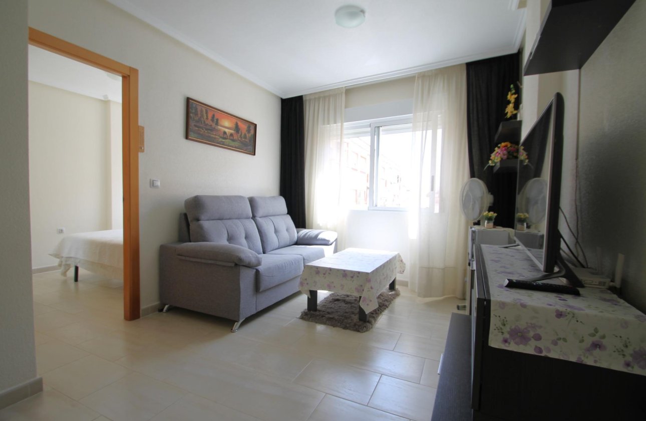 Revente - Appartement -
Torrevieja - El Molino