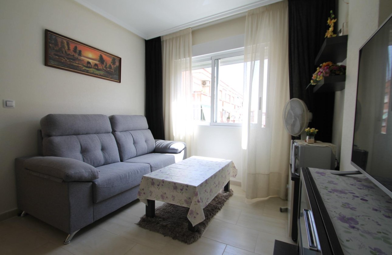 Revente - Appartement -
Torrevieja - El Molino