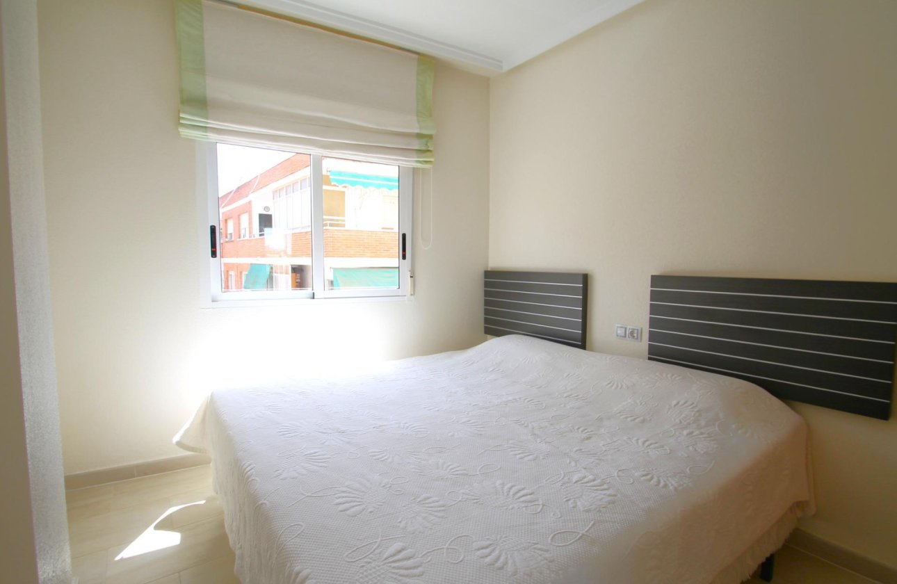 Revente - Appartement -
Torrevieja - El Molino