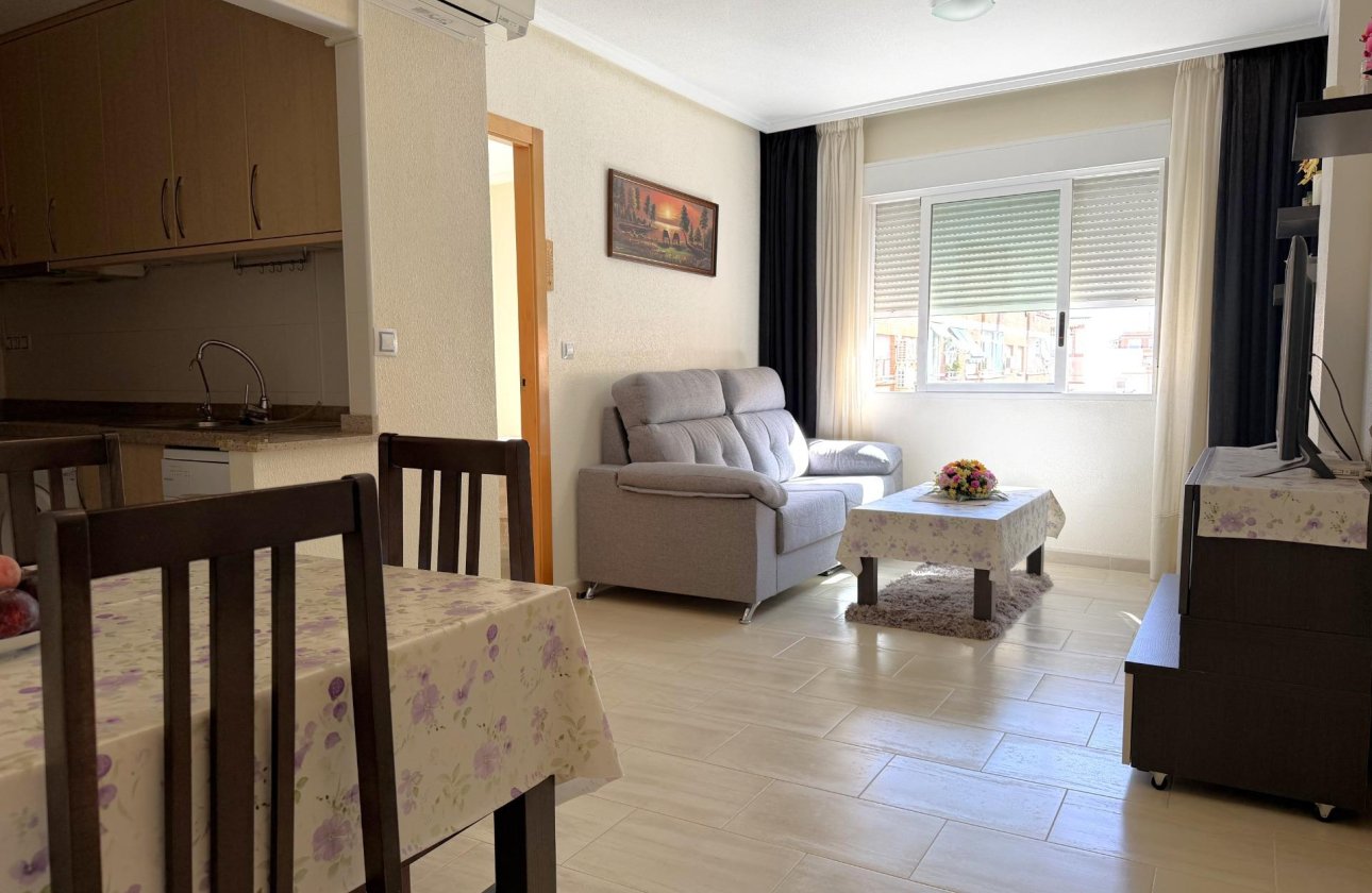 Revente - Appartement -
Torrevieja - El Molino