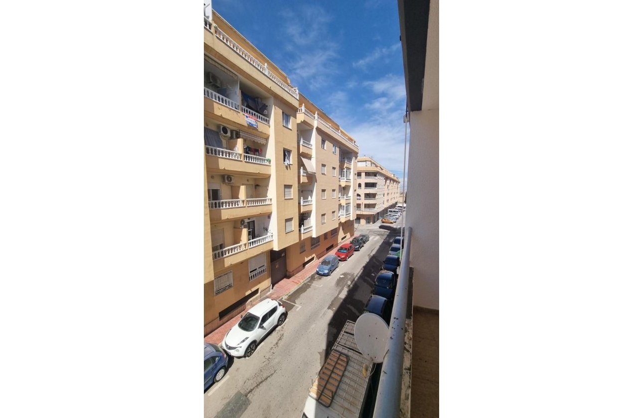 Revente - Appartement -
Torrevieja - El Molino