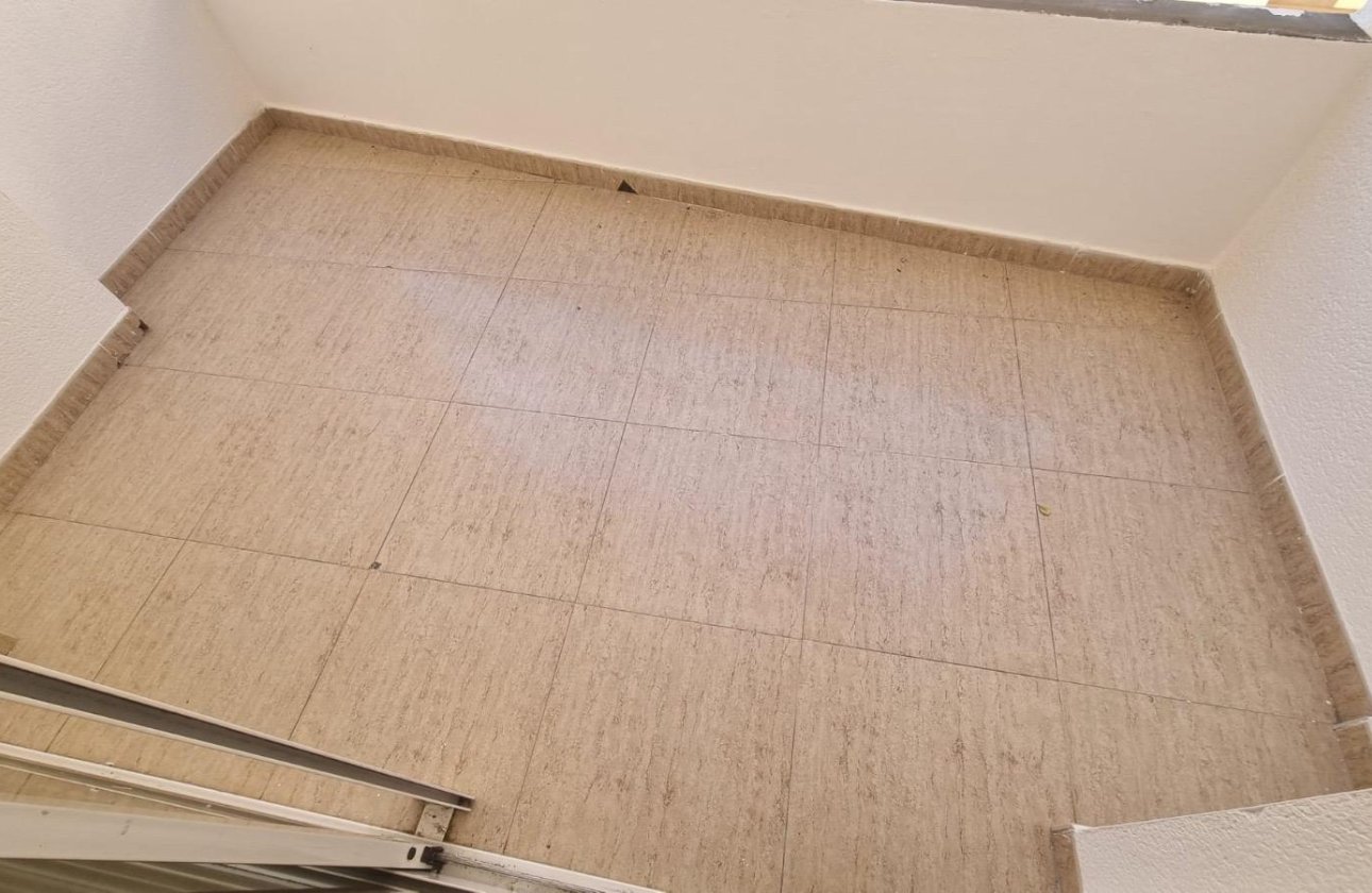 Revente - Appartement -
Torrevieja - El Molino