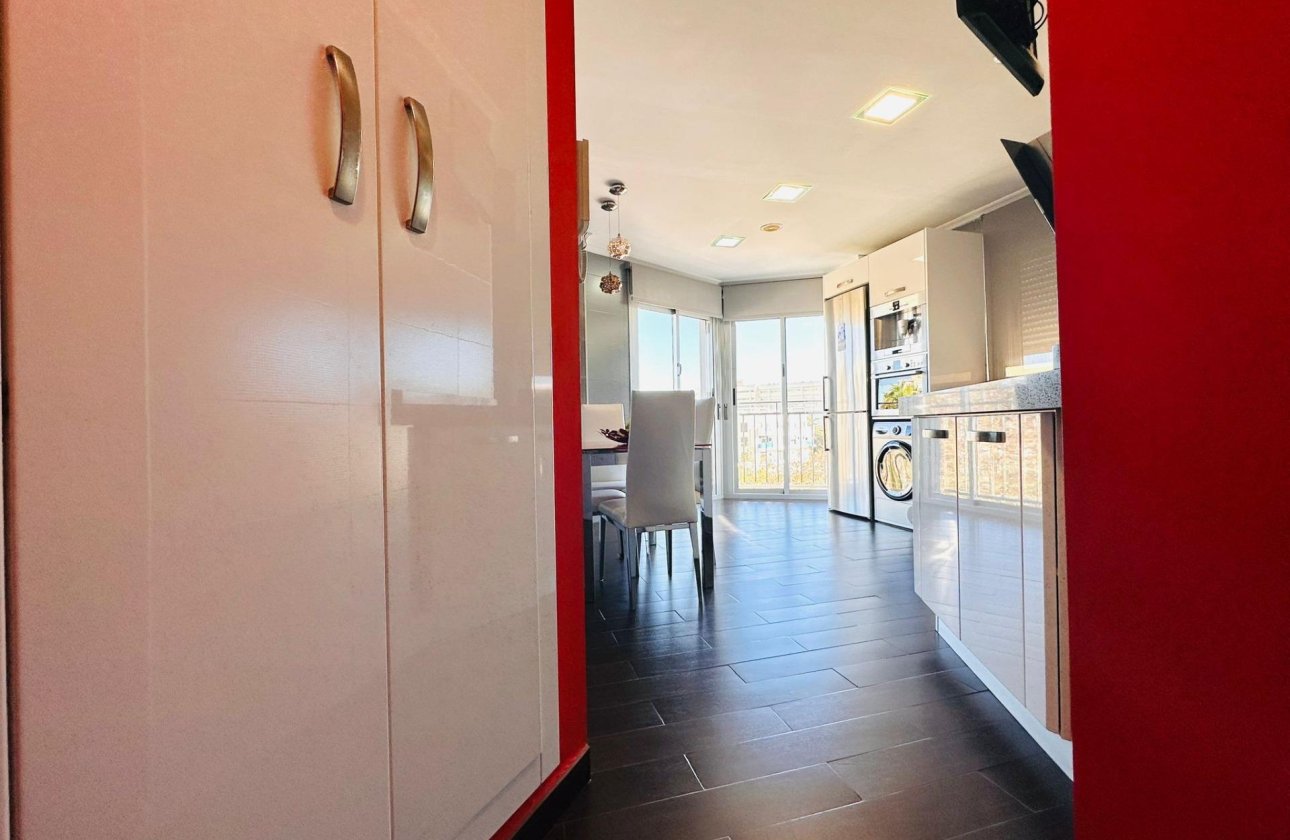 Revente - Appartement -
Torrevieja - Estacion De Autobuses