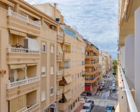 Revente - Appartement -
Torrevieja - Estacion De Autobuses