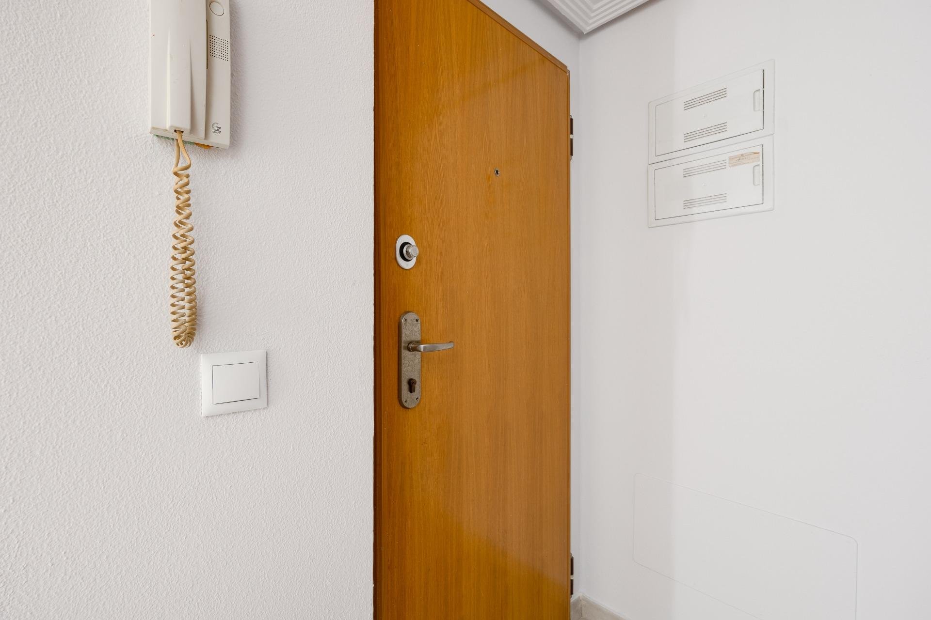 Revente - Appartement -
Torrevieja - Estacion De Autobuses