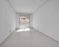 Revente - Appartement -
Torrevieja - Estacion De Autobuses