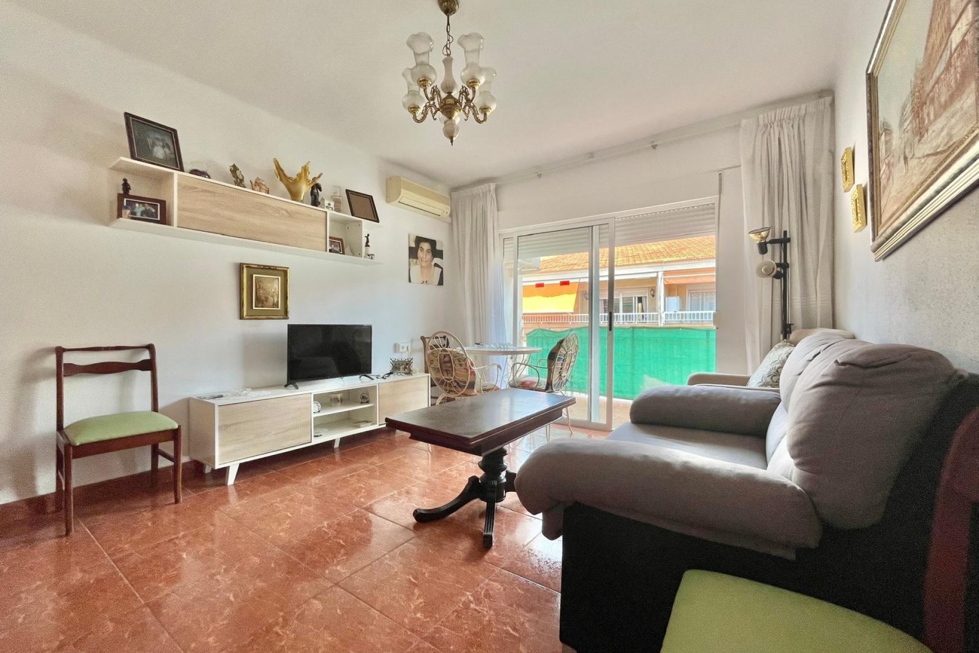 Revente - Appartement -
Torrevieja - Estacion De Autobuses