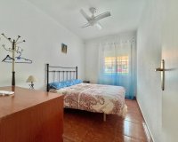 Revente - Appartement -
Torrevieja - Estacion De Autobuses