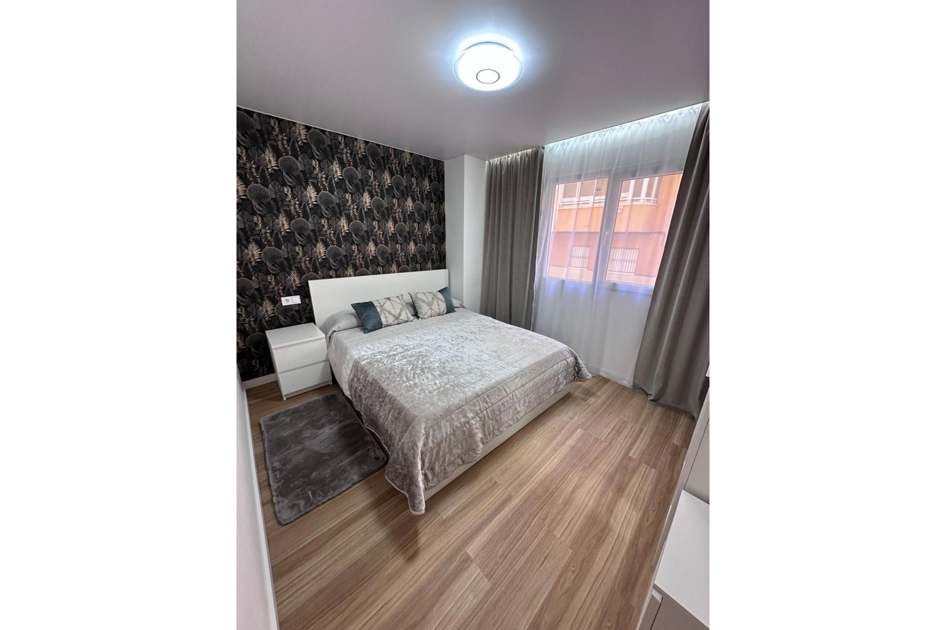 Revente - Appartement -
Torrevieja - Estacion De Autobuses