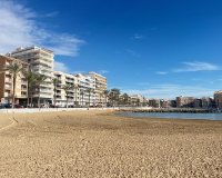 Revente - Appartement -
Torrevieja - Estacion De Autobuses