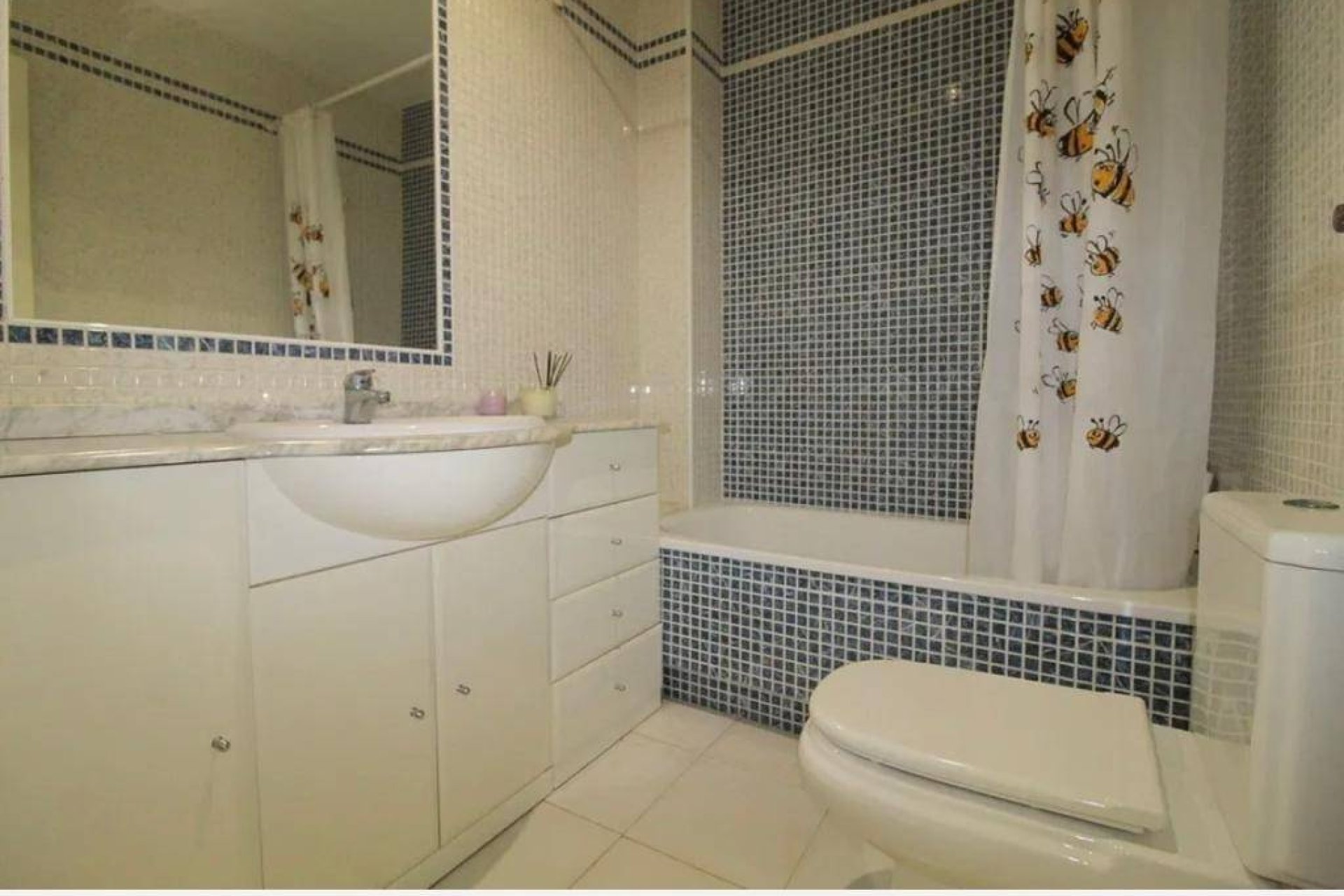 Revente - Appartement -
Torrevieja - Estacion De Autobuses