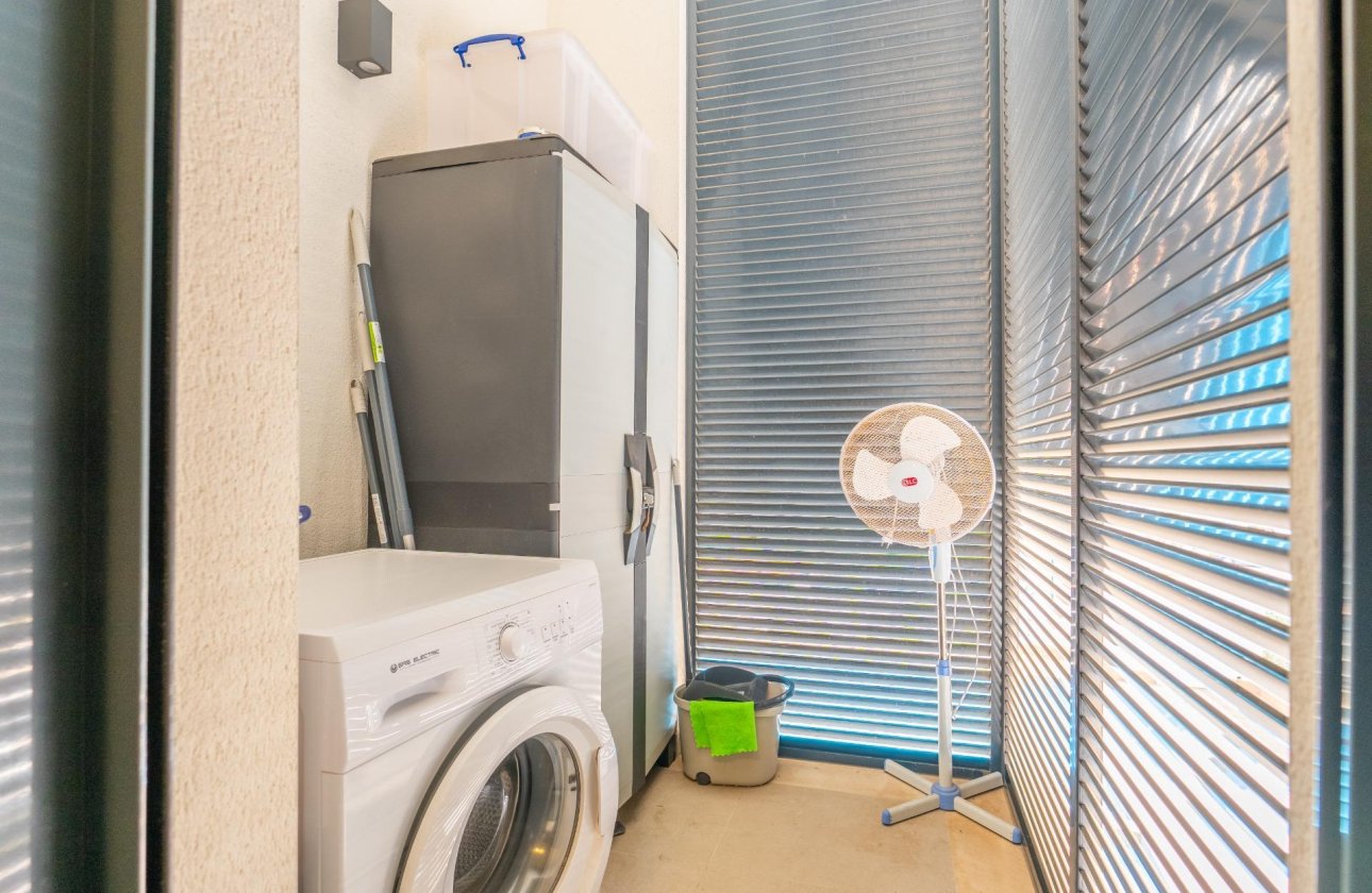 Revente - Appartement -
Torrevieja - Estacion De Autobuses