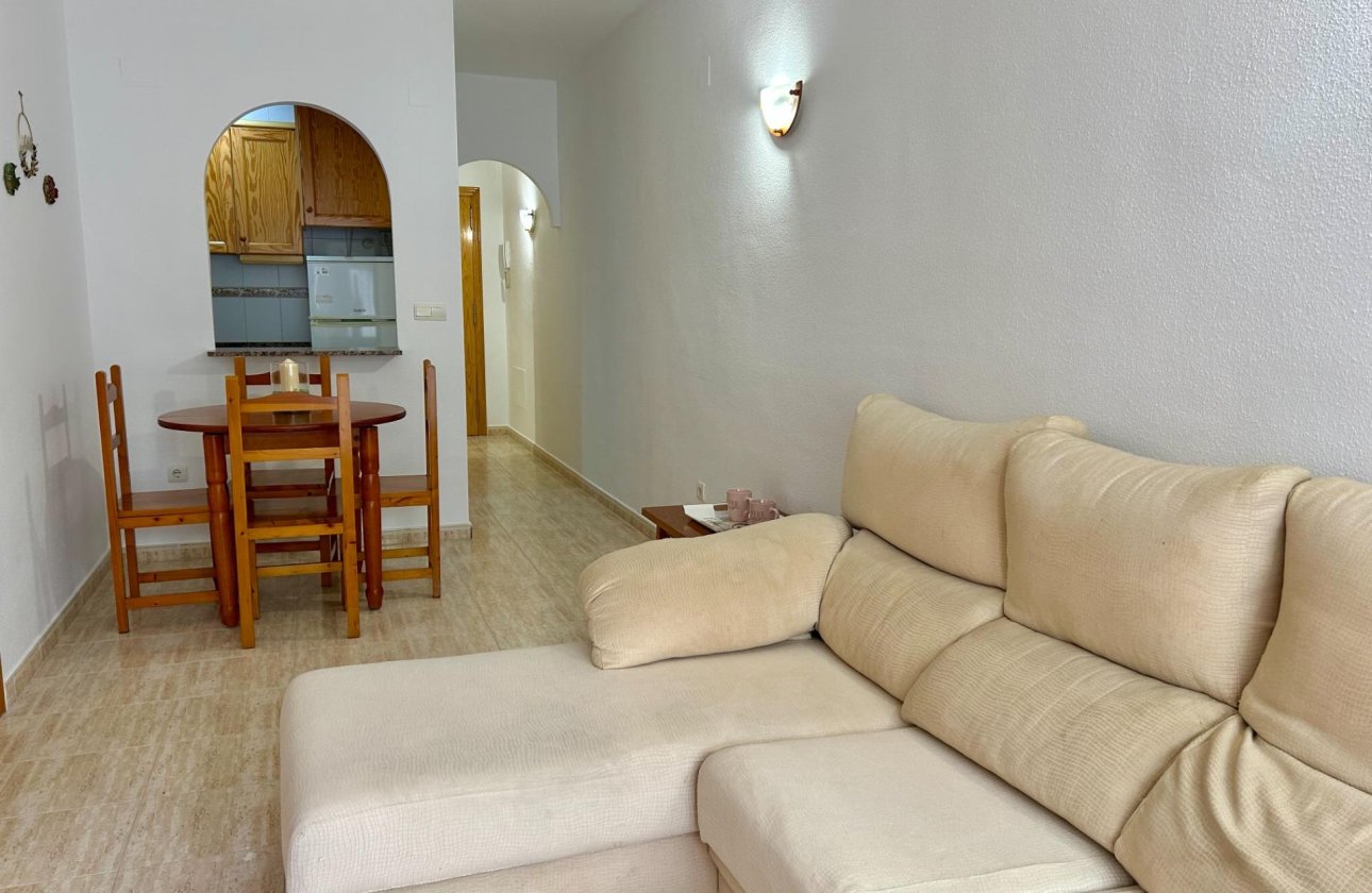 Revente - Appartement -
Torrevieja - Estacion De Autobuses