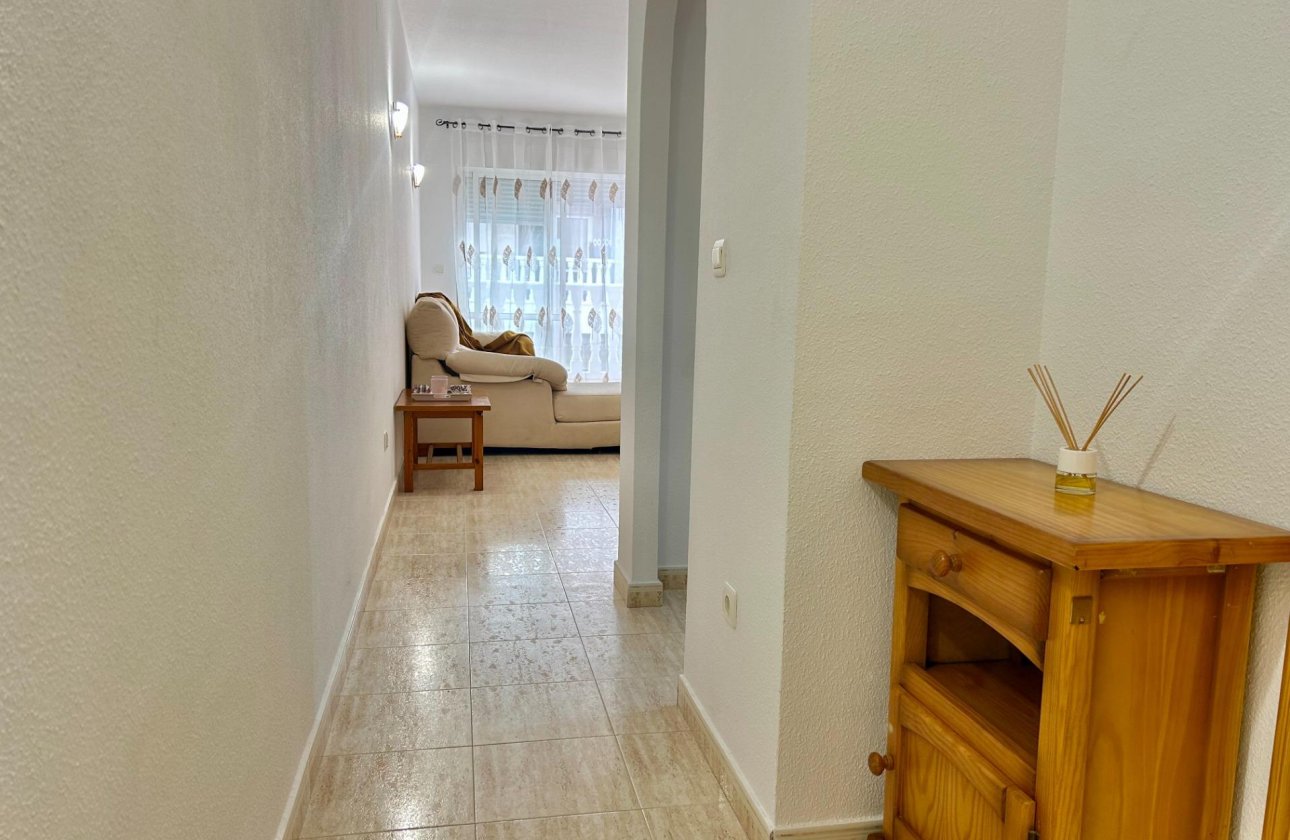 Revente - Appartement -
Torrevieja - Estacion De Autobuses
