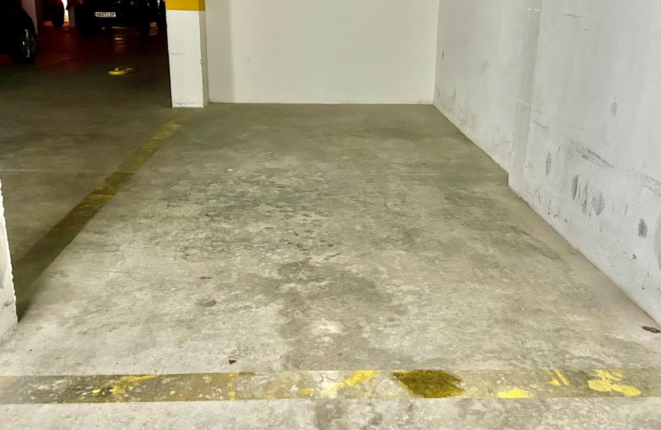 Revente - Appartement -
Torrevieja - Estacion De Autobuses