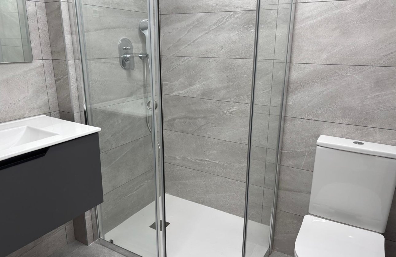 Revente - Appartement -
Torrevieja - Estacion De Autobuses