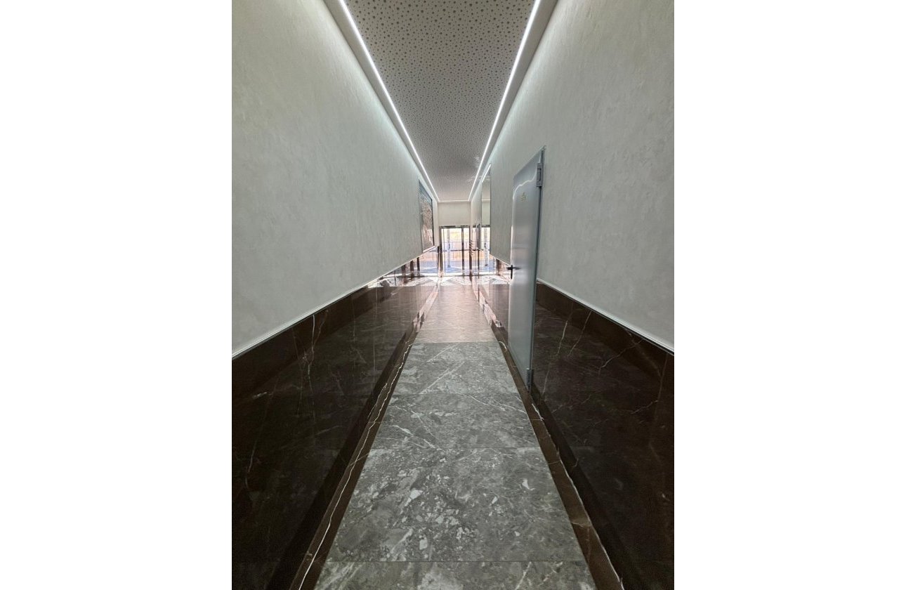 Revente - Appartement -
Torrevieja - Estacion De Autobuses