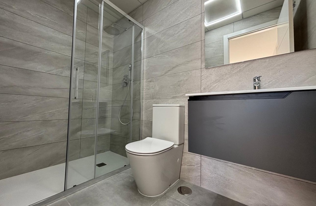 Revente - Appartement -
Torrevieja - Estacion De Autobuses