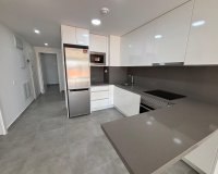 Revente - Appartement -
Torrevieja - Estacion De Autobuses