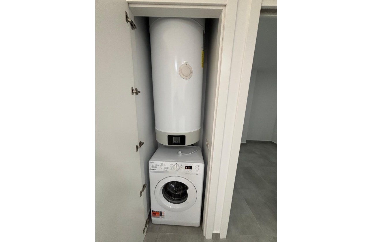 Revente - Appartement -
Torrevieja - Estacion De Autobuses