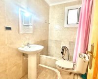 Revente - Appartement -
Torrevieja - Estacion De Autobuses