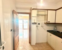 Revente - Appartement -
Torrevieja - Estacion De Autobuses