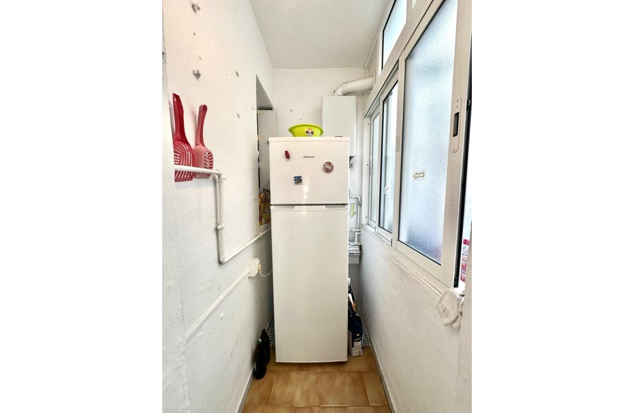 Revente - Appartement -
Torrevieja - Estacion De Autobuses