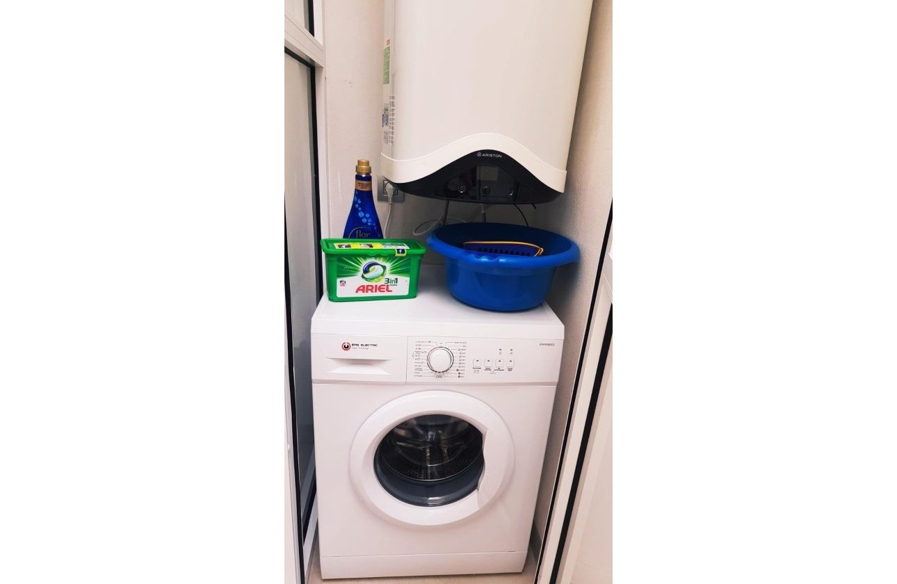 Revente - Appartement -
Torrevieja - Estacion De Autobuses