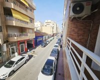 Revente - Appartement -
Torrevieja - Estacion De Autobuses