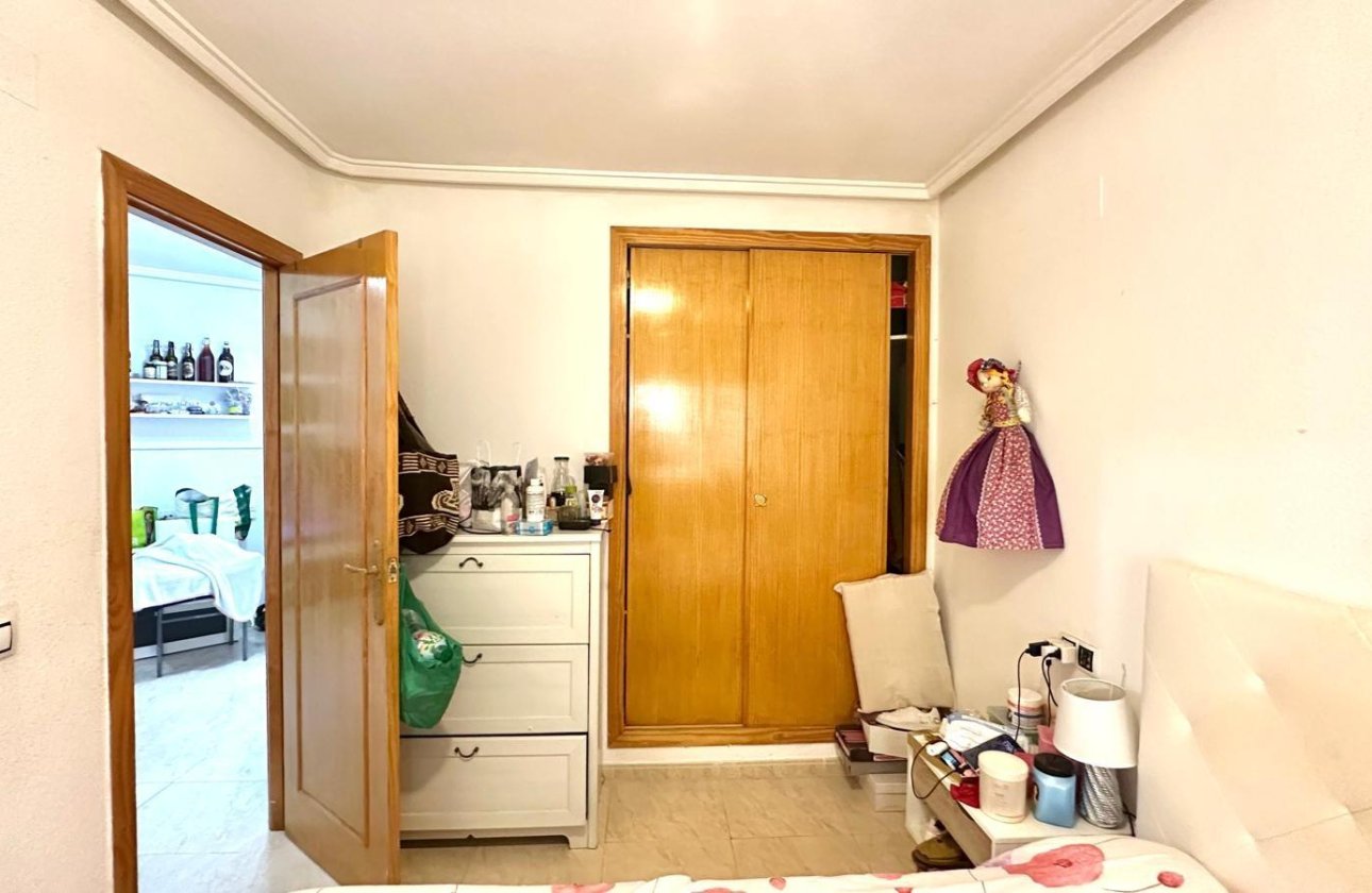 Revente - Appartement -
Torrevieja - Estacion De Autobuses