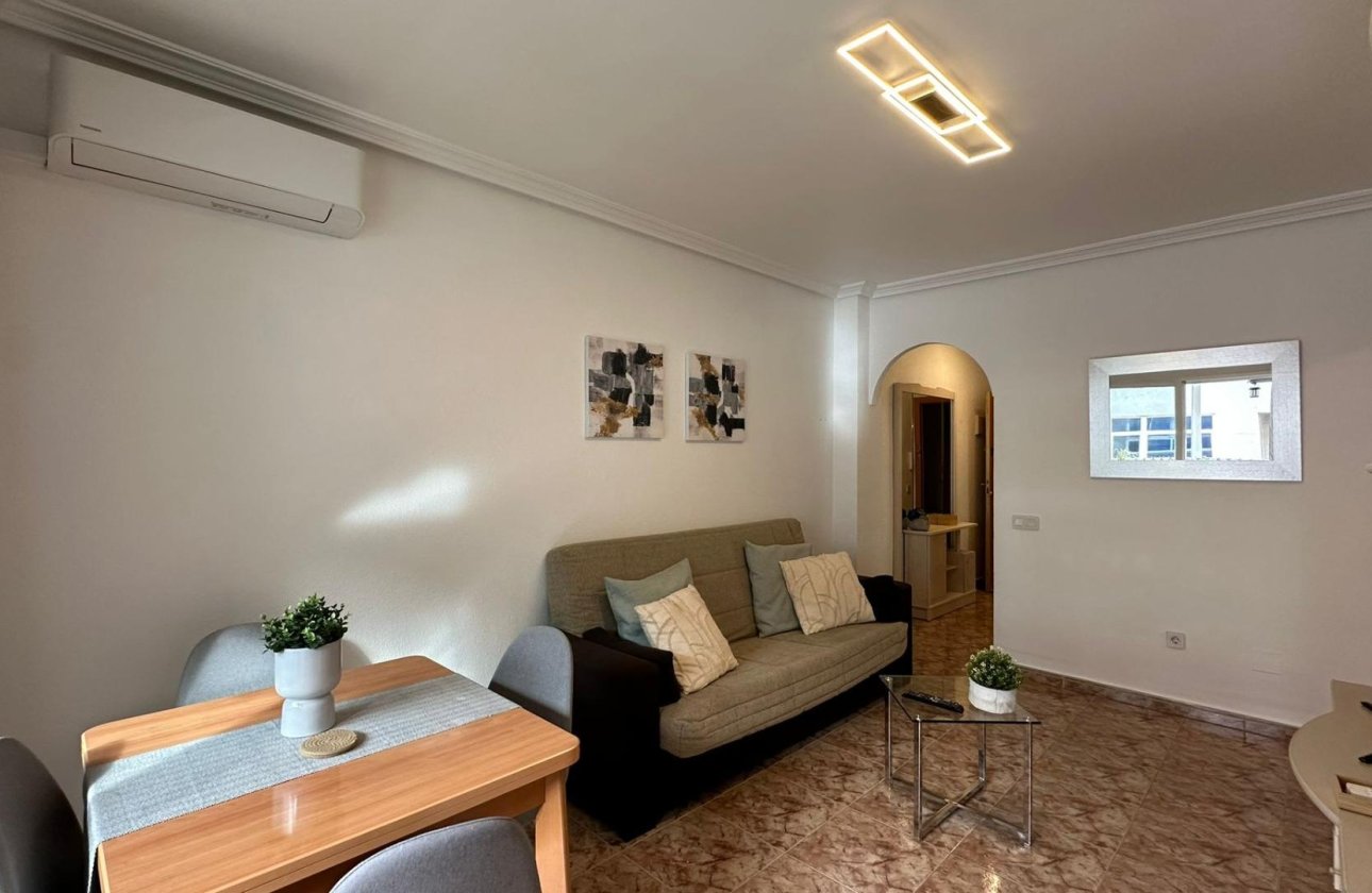 Revente - Appartement -
Torrevieja - Estacion De Autobuses