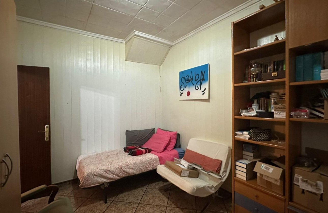 Revente - Appartement -
Torrevieja - Estacion De Autobuses