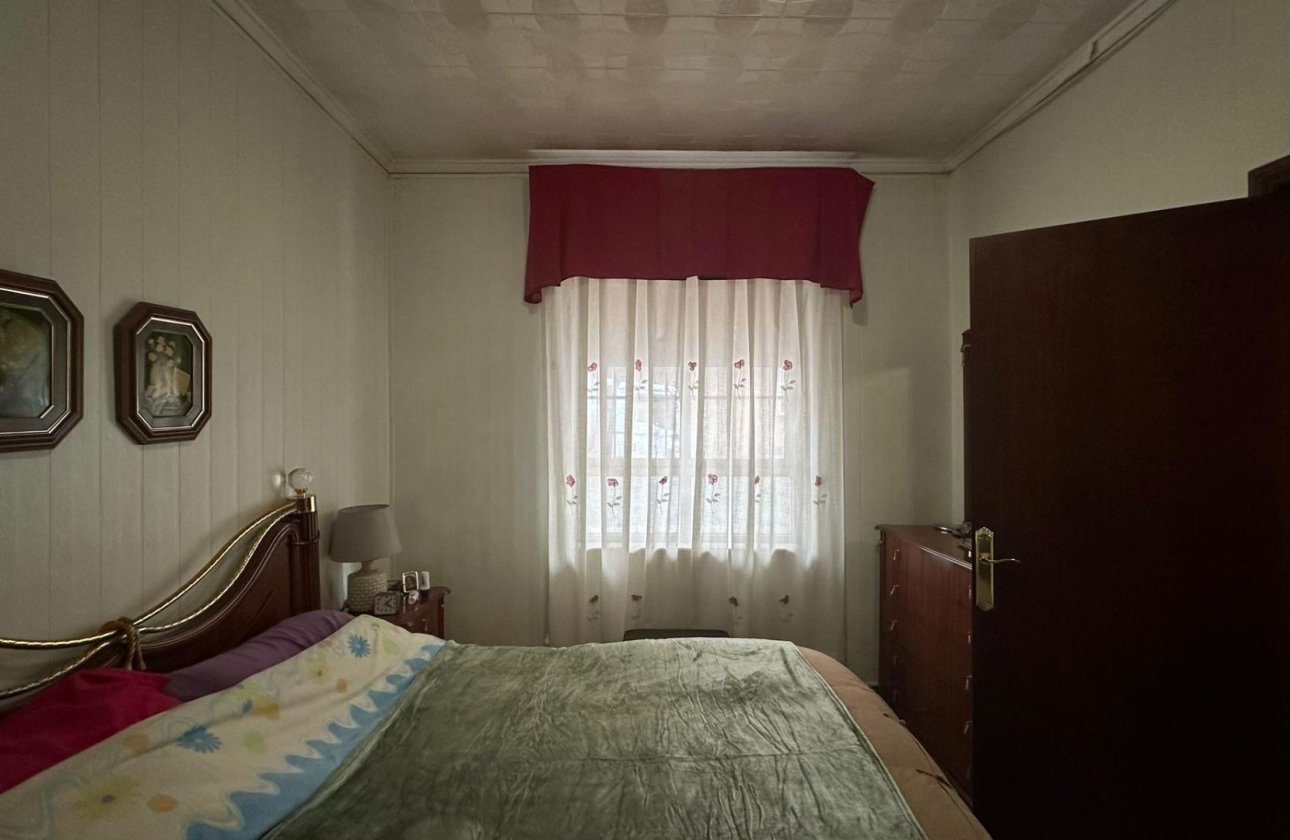 Revente - Appartement -
Torrevieja - Estacion De Autobuses