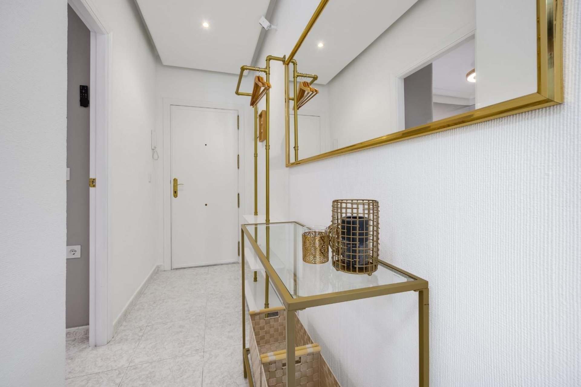 Revente - Appartement -
Torrevieja - Estacion De Autobuses