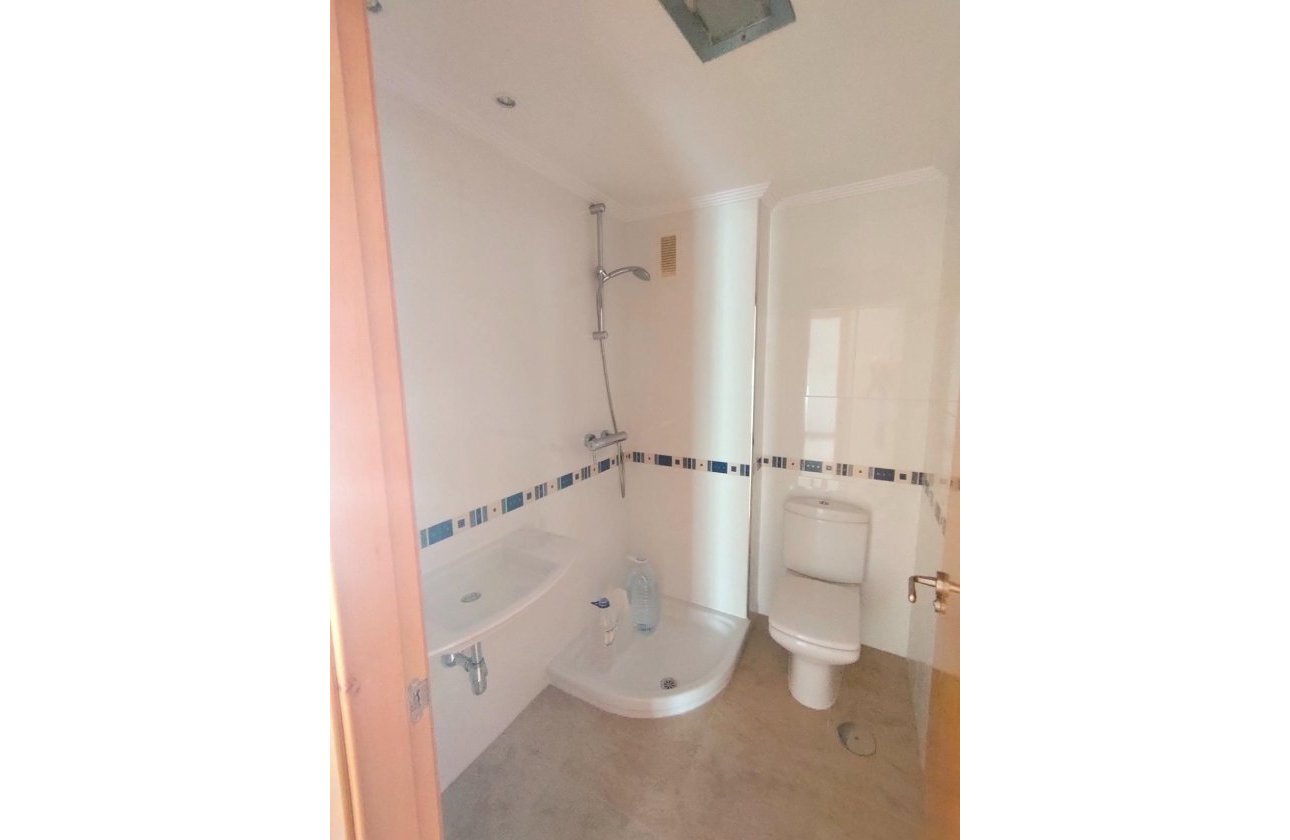 Revente - Appartement -
Torrevieja - Estacion De Autobuses