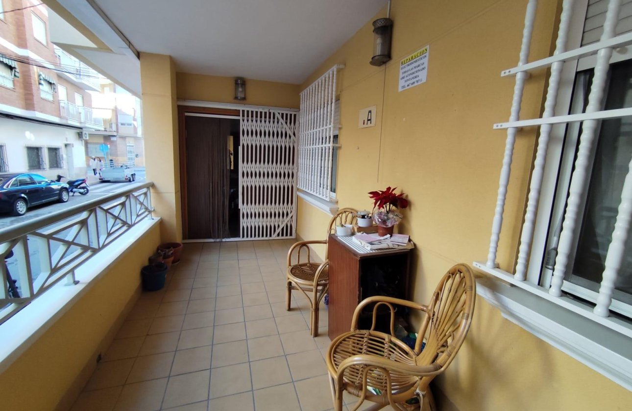 Revente - Appartement -
Torrevieja - Estacion De Autobuses