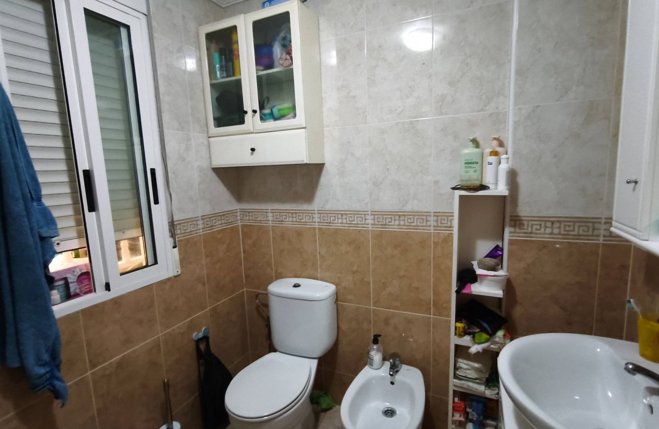 Revente - Appartement -
Torrevieja - Estacion De Autobuses