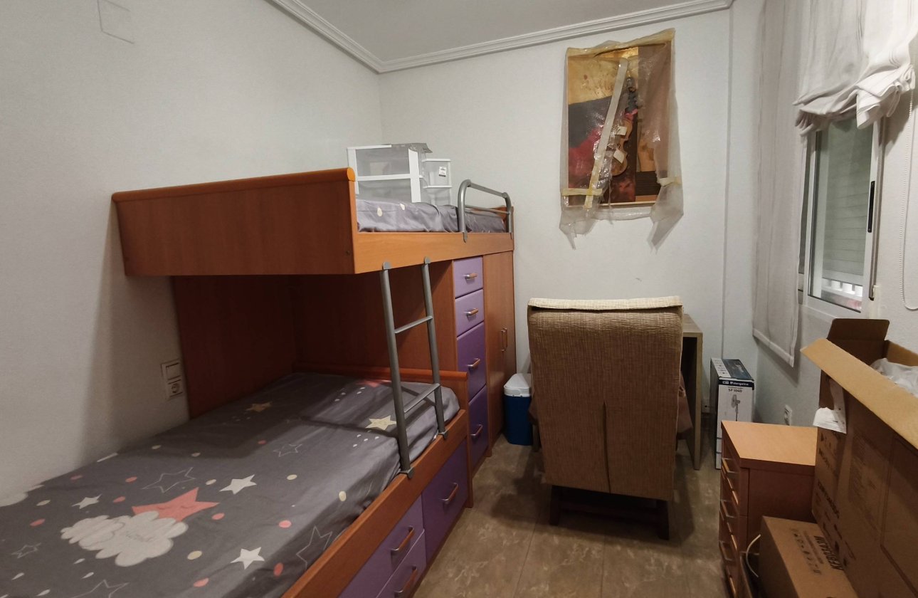 Revente - Appartement -
Torrevieja - Estacion De Autobuses