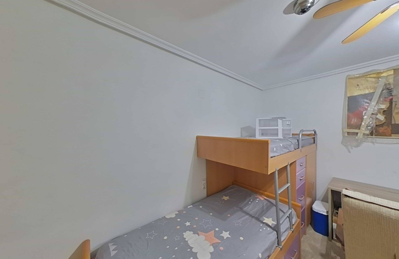 Revente - Appartement -
Torrevieja - Estacion De Autobuses