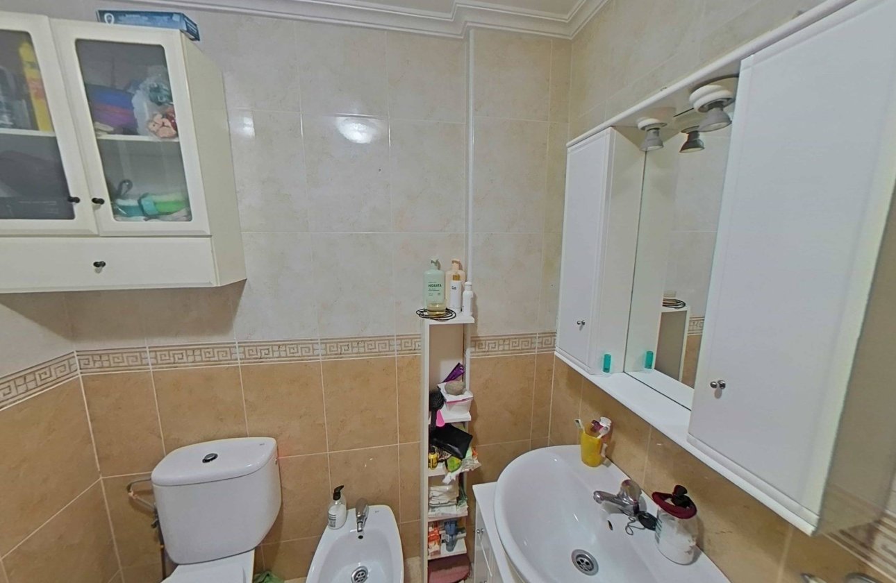 Revente - Appartement -
Torrevieja - Estacion De Autobuses