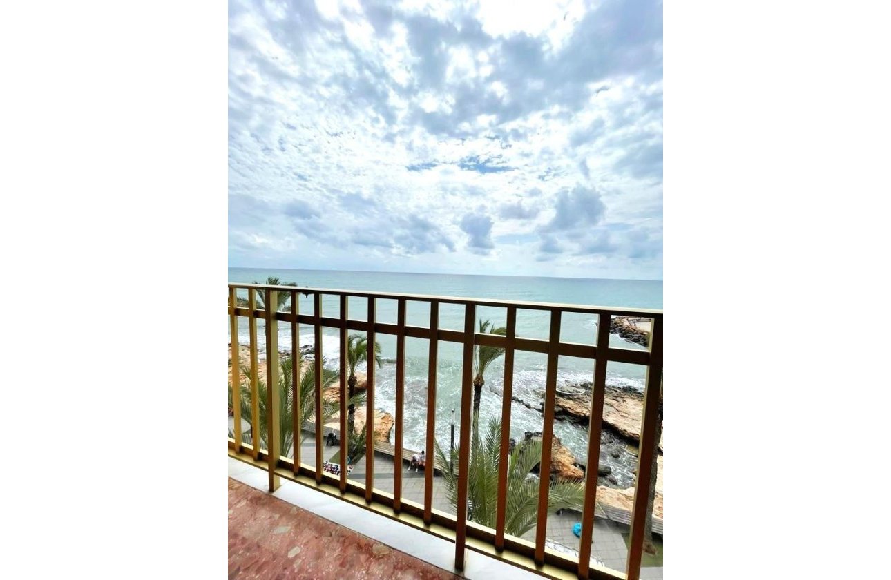 Revente - Appartement -
Torrevieja - Estacion De Autobuses