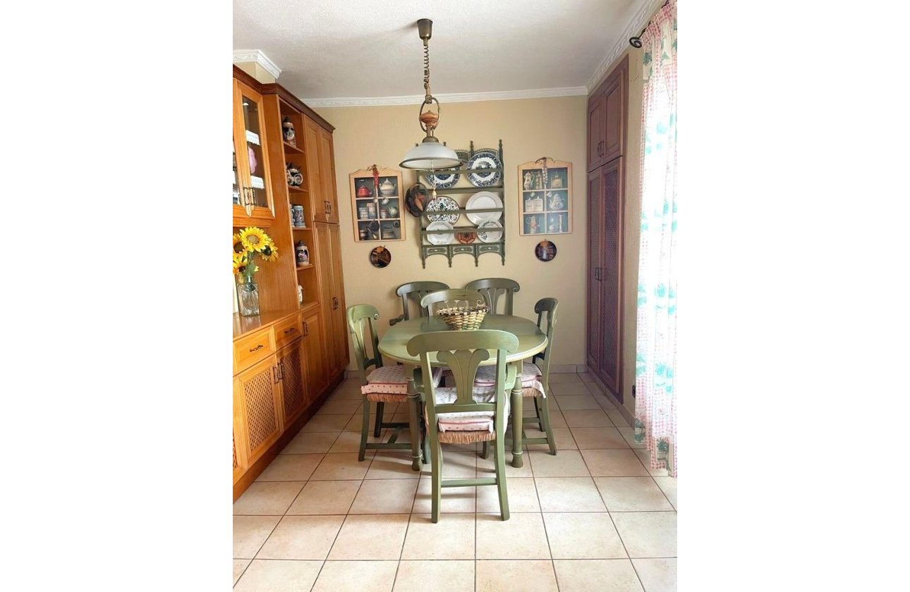 Revente - Appartement -
Torrevieja - Estacion De Autobuses