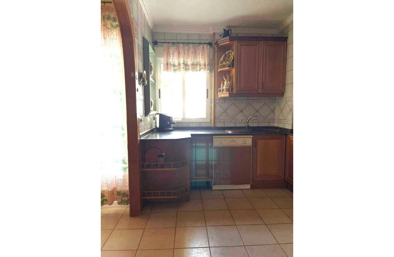 Revente - Appartement -
Torrevieja - Estacion De Autobuses