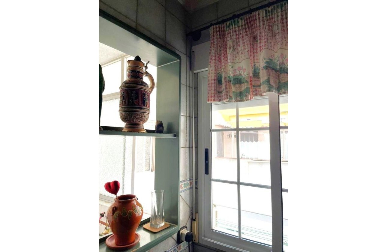 Revente - Appartement -
Torrevieja - Estacion De Autobuses