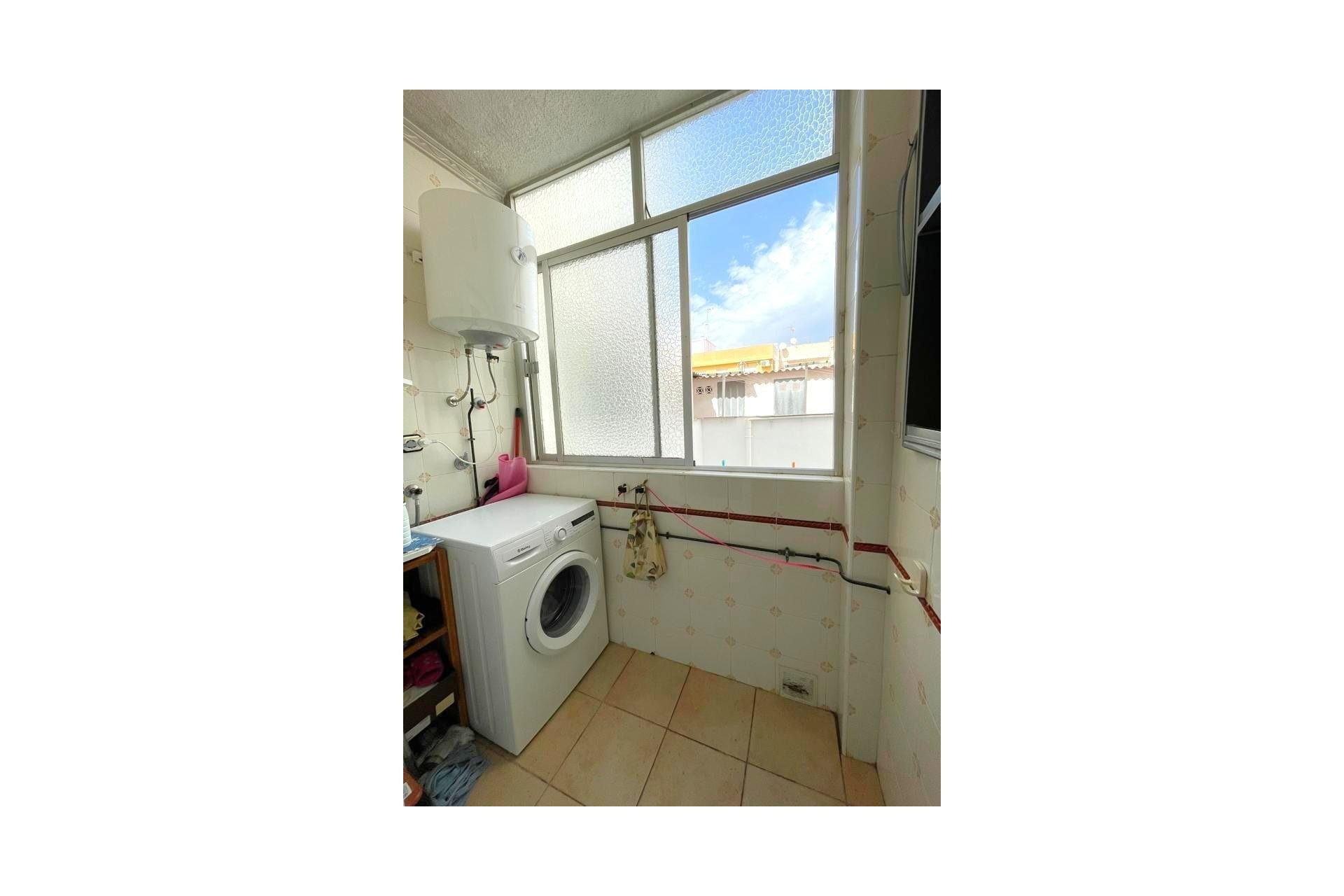 Revente - Appartement -
Torrevieja - Estacion De Autobuses