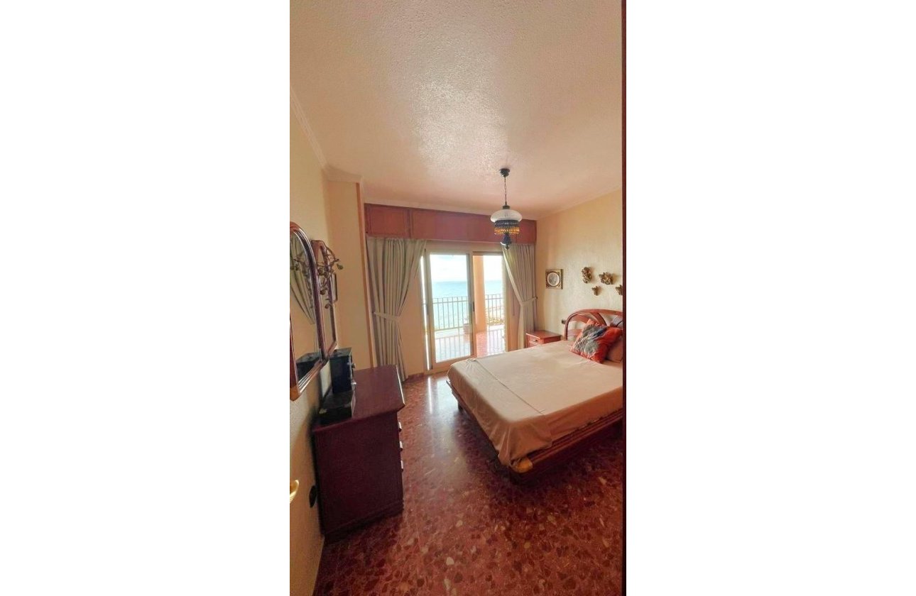 Revente - Appartement -
Torrevieja - Estacion De Autobuses