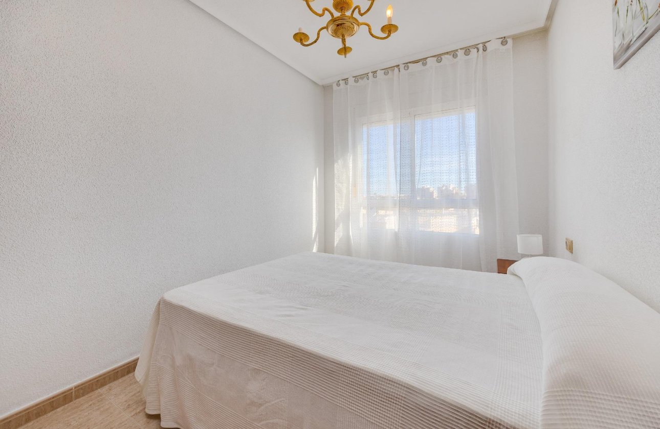 Revente - Appartement -
Torrevieja - Estacion De Autobuses