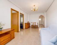 Revente - Appartement -
Torrevieja - Estacion De Autobuses