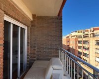 Revente - Appartement -
Torrevieja - Estacion De Autobuses