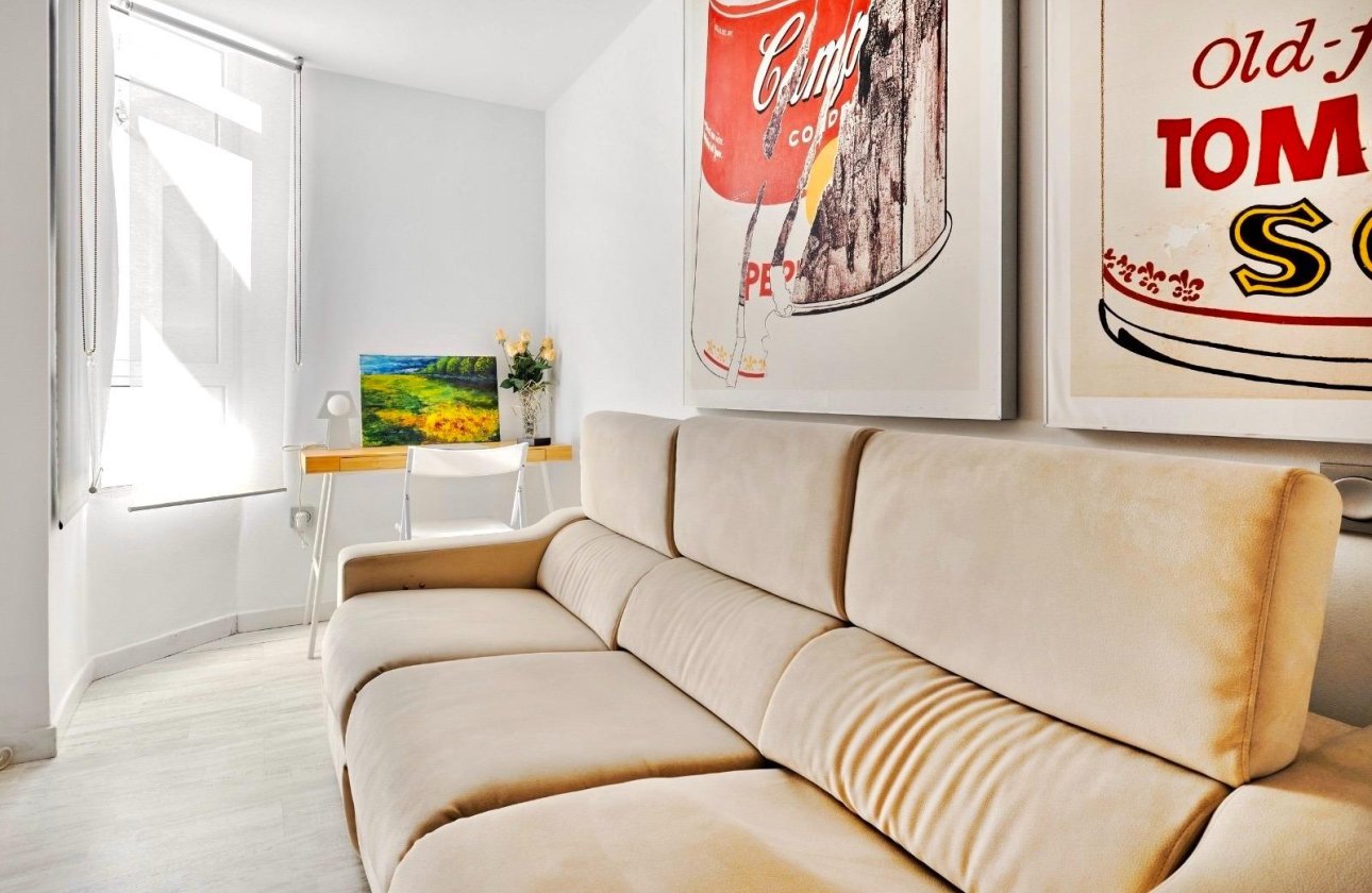 Revente - Appartement -
Torrevieja - Estacion De Autobuses